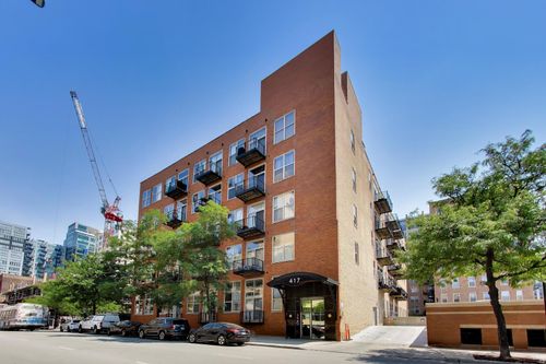 102b-417 Jefferson St, Chicago, IL, 60607-3828 | Card Image