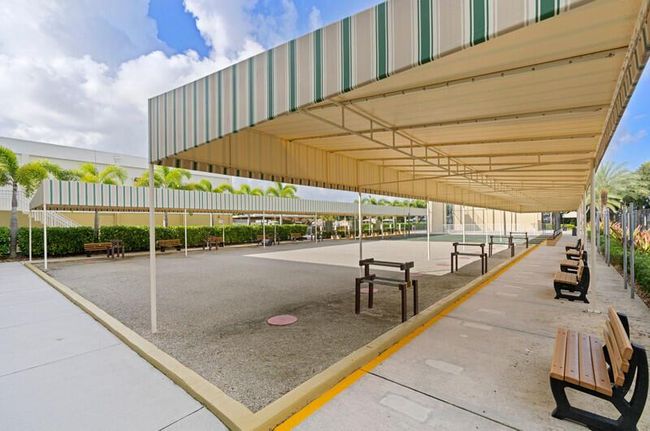 107 Sheffield E, Condo with 1 bedrooms, 2 bathrooms and null parking in West Palm Beach FL | Image 61