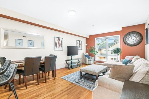302-15 Guild St, Boston, MA, 02119-3767 | Card Image