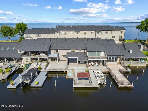 13 Breakers Ln, Ridgeland, MS, 39157-1101 | Card Image