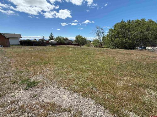 955 Nw Cedar Ave, Cedaredge, CO, 81413-3523 | Card Image