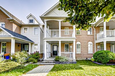 37 Point Hope Pl, Condo with 3 bedrooms, 4 bathrooms and 2 parking in Whitby ON | Image 1