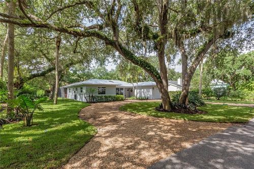 326 Date Palm Rd, Vero Beach, FL, 32963-1533 | Card Image