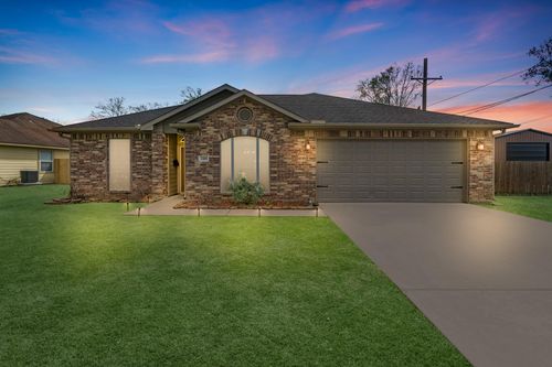 2418 Hollywood Ave, Liberty, TX, 77575-3714 | Card Image