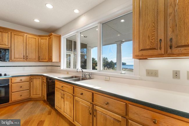 286 Waterbury Rd, House other with 4 bedrooms, 4 bathrooms and null parking in Kilmarnock VA | Image 18