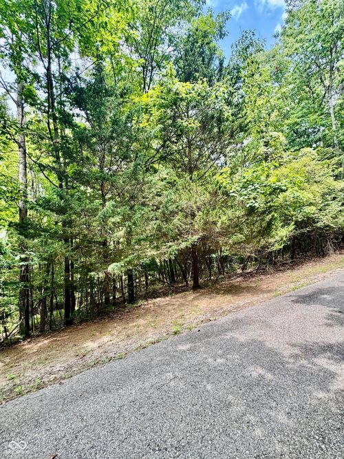 0 E Parkwood Dr, Martinsville, IN, 46151 | Card Image