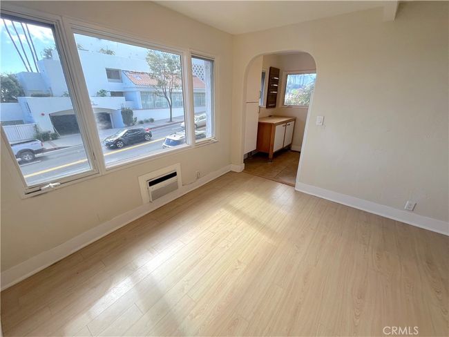 APT-5 - 212 N Coast Hwy, Condo with 1 bedrooms, 1 bathrooms and null parking in Laguna Beach CA | Image 7