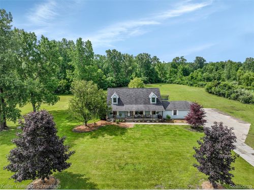 26855 King Rd, BROWNSTOWN TWP, MI, 48174-9430 | Card Image