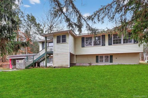 62 Ernest Rd, Stanfordville, NY, 12581-5909 | Card Image