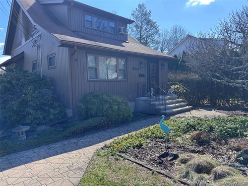 13 James St, Cortland, NY, 13045-2509 | Card Image