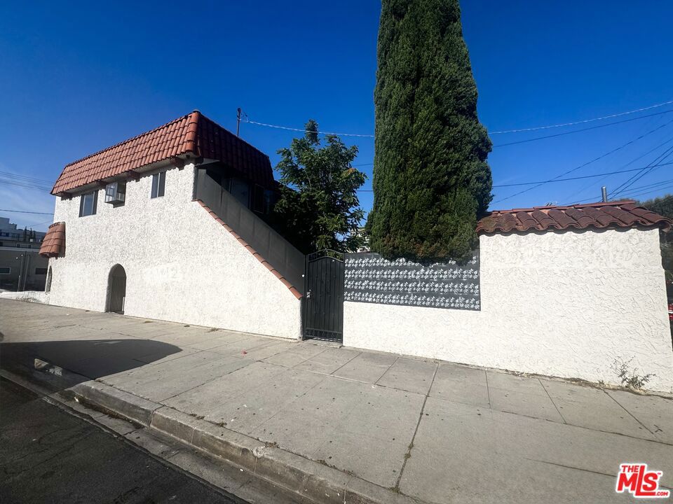 Commercial Lease in North Hollywood