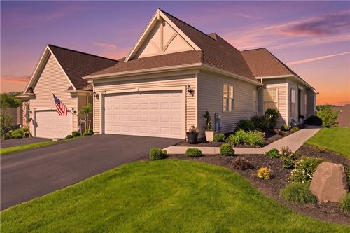 1077 Chapelhill Dr, Victor, NY, 14564-1531 | Card Image