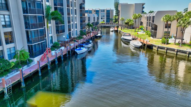 UNIT-202 - 16 Royal Palm Way, Condo with 2 bedrooms, 2 bathrooms and null parking in Boca Raton FL | Image 40
