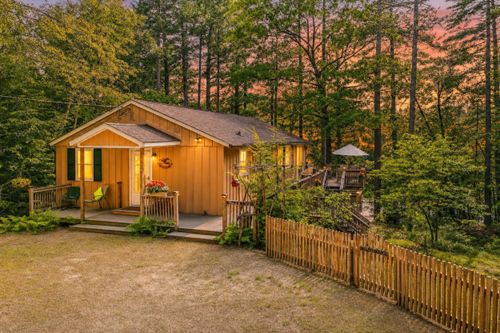 82 Diamond Dr, North Waterboro, ME, 04061-4934 | Card Image