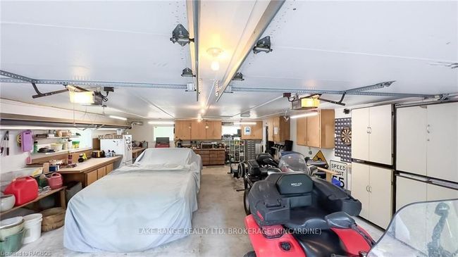 129 Huron Rd, House other with 3 bedrooms, 3 bathrooms and 5 parking in Kincardine ON | Image 20