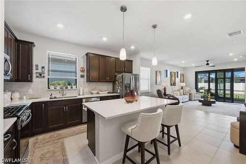 24882 Marina Del Ray Dr, BONITA SPRINGS, FL, 34135-7351 | Card Image