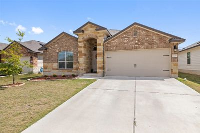 1629 T H Johnson Drive, House other with 3 bedrooms, 2 bathrooms and 4 parking in Taylor TX | Image 2