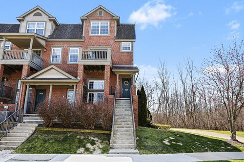2904 Barclay Way, Ann Arbor, MI, 48105-9463 | Card Image