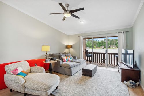 apt-120f-801 River Rd, Montgomery, TX, 77356-8086 | Card Image