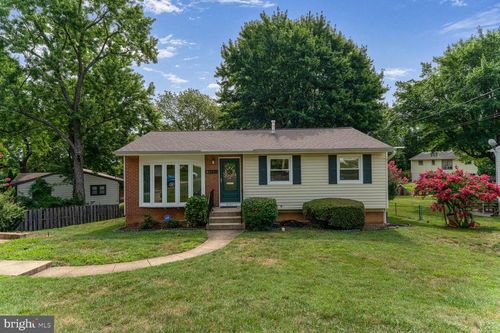 6121 Squire Ln, ALEXANDRIA, VA, 22310-2012 | Card Image