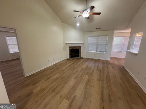 503 Hunterian Pl, Newnan, GA, 30265-5677 | Card Image