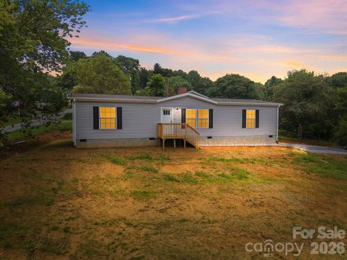 25 Caldwell Rd, Waynesville, NC, 28786-2516 | Card Image