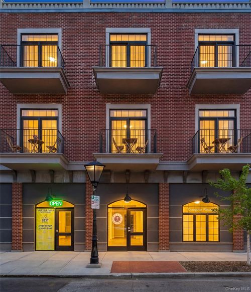 r104-249 Main Street, Beacon, NY, 12508 | Card Image