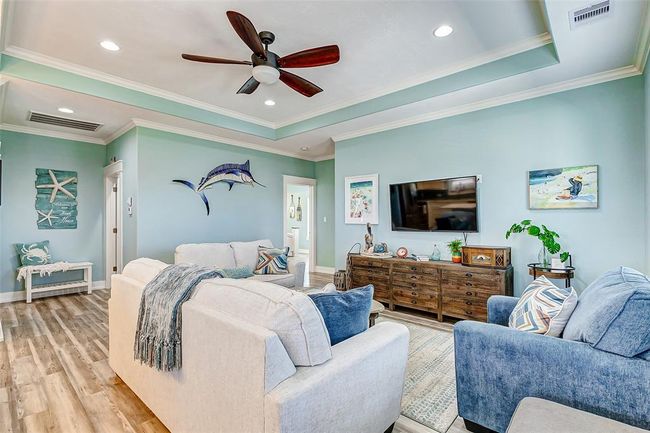 978 Seadrift Dr, House other with 3 bedrooms, 2 bathrooms and null parking in Crystal Beach TX | Image 24