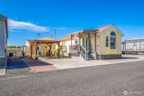 61-17693 Road 5 Nw, Quincy, WA, 98848-8829 | Card Image