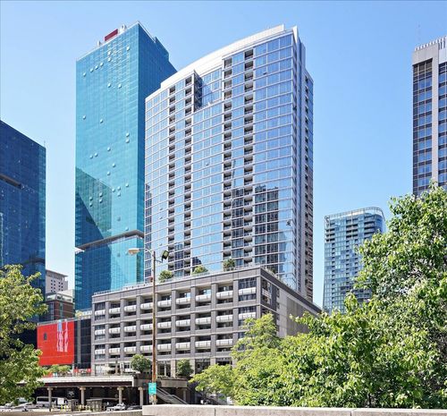 apt-2401-240 E Illinois St, CHICAGO, IL, 60611-5050 | Card Image