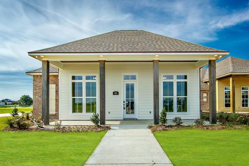 141 Stella Dr, Thibodaux, LA, 70301-5657 | Card Image