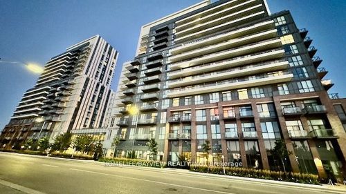 512-38 Honeycrisp Cres, Concord, ON, L4K0M8 | Card Image