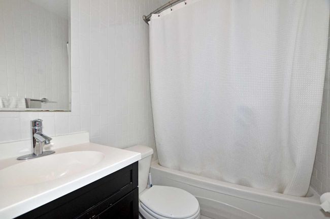 4004 3 Ave Sw, House detached with 4 bedrooms, 2 bathrooms and 1 parking in Calgary AB | Image 11
