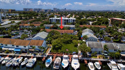 2753 Ne 15th St, Pompano Beach, FL, 33062-8262 | Card Image