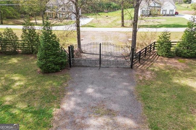 2019 Windfield Dr, House other with 4 bedrooms, 3 bathrooms and 4 parking in Monroe GA | Image 44
