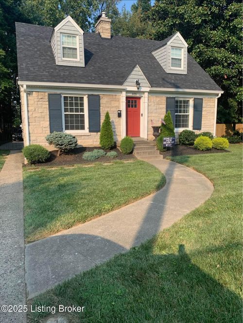 405 Breckenridge Ln, Louisville, KY, 40207-3828 | Card Image