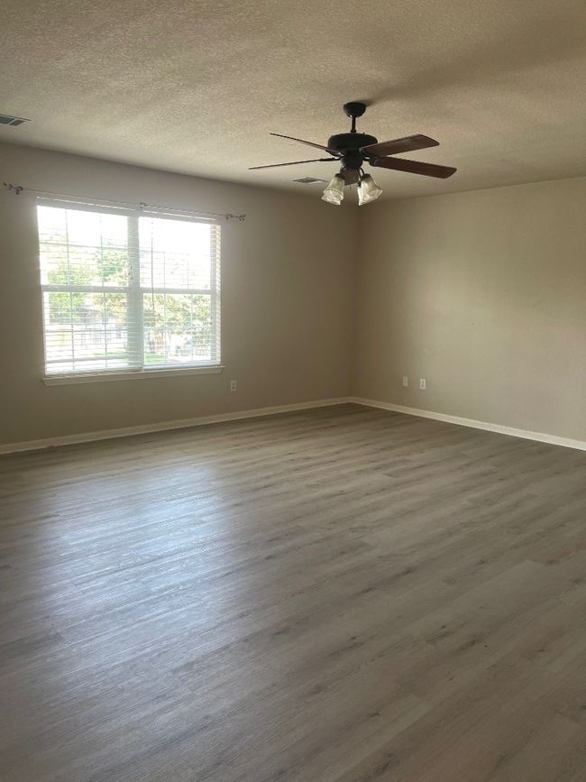 1427 Newbury St, House other with 4 bedrooms, 3 bathrooms and 4 parking in Georgetown TX | Image 17
