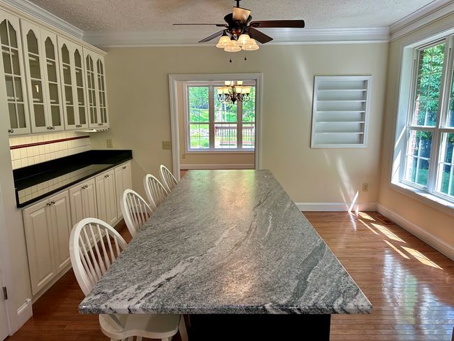 23677 Archery Range Rd, House other with 3 bedrooms, 3 bathrooms and 4 parking in Bristol VA | Image 59