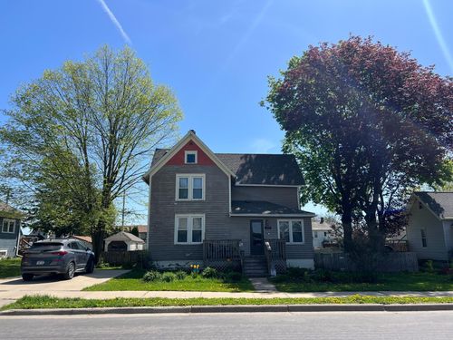 135 2nd Ave Se, Spring Grove, MN, 55974-1301 | Card Image