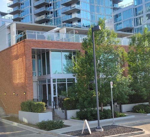 111 Confluence Mews Se, Calgary, AB, T2G1J1 | Card Image