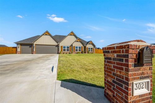 302 Blanco Bend Drive, Stillwater, OK, 74074 | Card Image