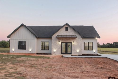 1061 Cr 4110, Pittsburg, TX, 75686 | Card Image