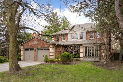 392 Aspen Forest Drive, Oakville, ON, L6J6H5 | Card Image