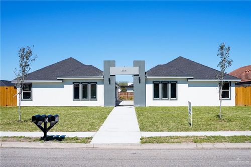 1-206 S Ridge Ln, San Juan, TX, 78589-3686 | Card Image
