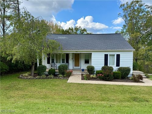 11 Curtis St, Athens, OH, 45701-3724 | Card Image