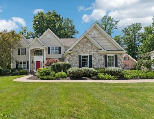 915 Cimarron Oval, Aurora, OH, 44202-5103 | Card Image