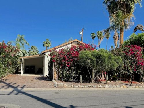 690 S Calle Palo Fierro, Palm Springs, CA, 92264-7409 | Card Image