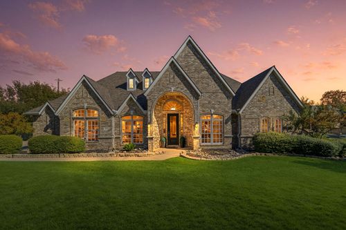 101 W Carruth Ln, Double Oak, TX, 75077-7336 | Card Image