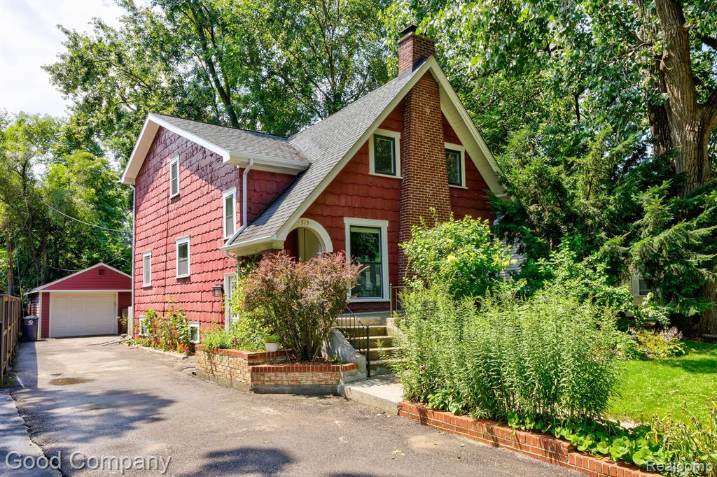 Catalpa Dr, Royal Oak, MI 48067 #1