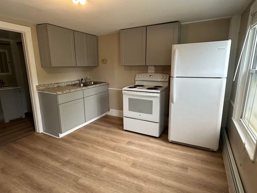 4-5 Central Sq, Troy, NH, 03465-2625 | Card Image